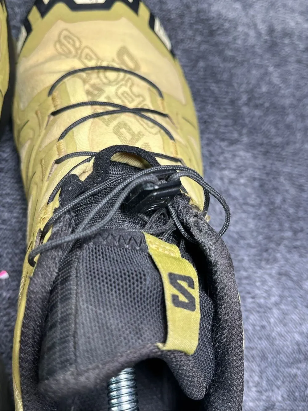 Salomon pre owned